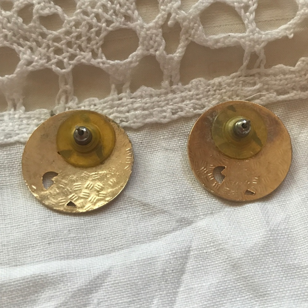 Vintage lacquered earrings - Picture 2 of 3